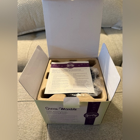 Green Marble Scentsy Warmers - Picture 4 of 6